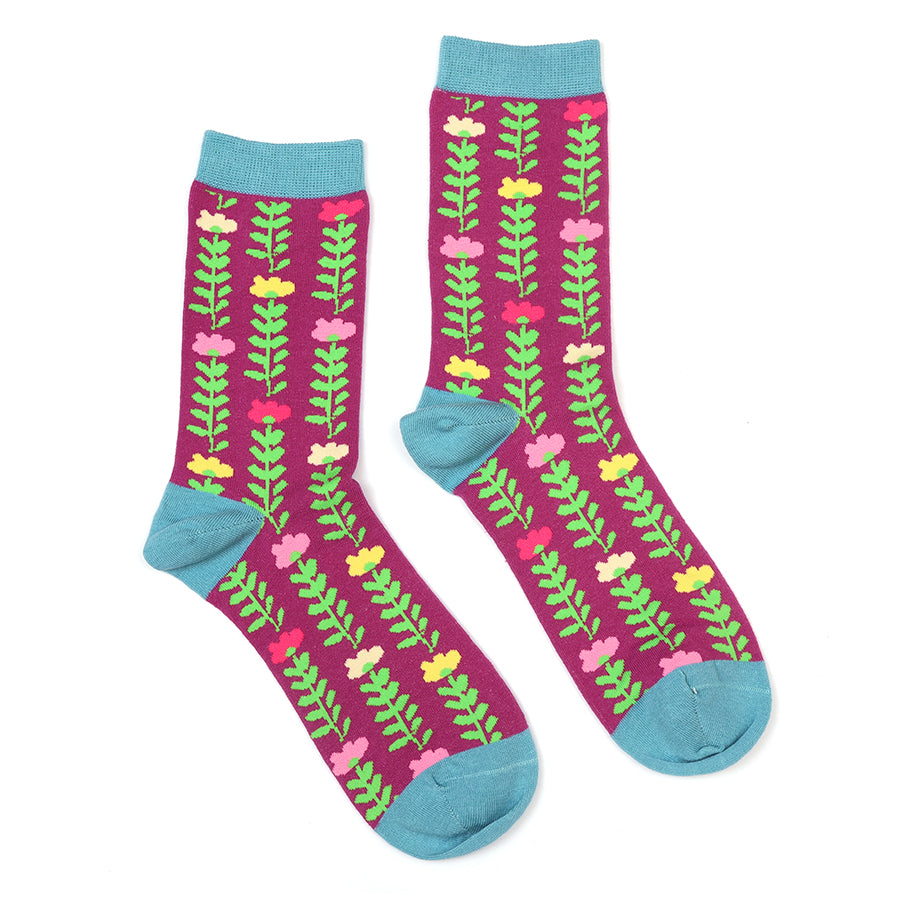 Fuchsia Mix Floral Vines Ankle Socks