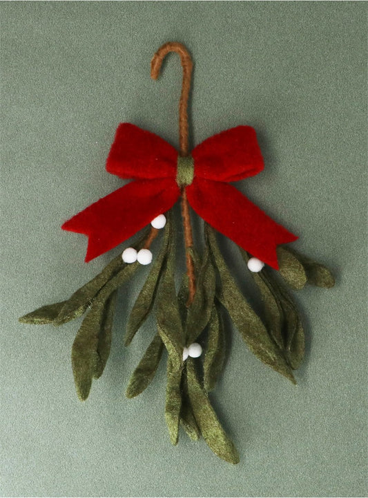 Mixed Wool Mistletoe Bunch With Bow