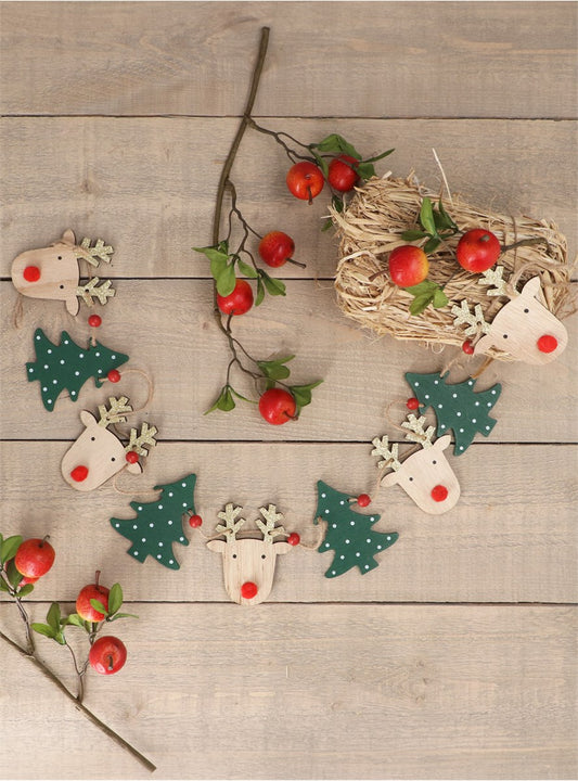 Wood Deer Head/Trees String Garland