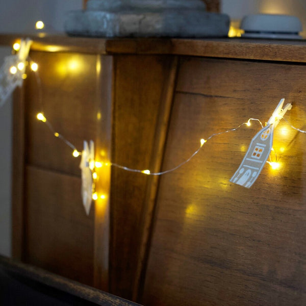 30 Battery Powered LED Silver Wire String Lights