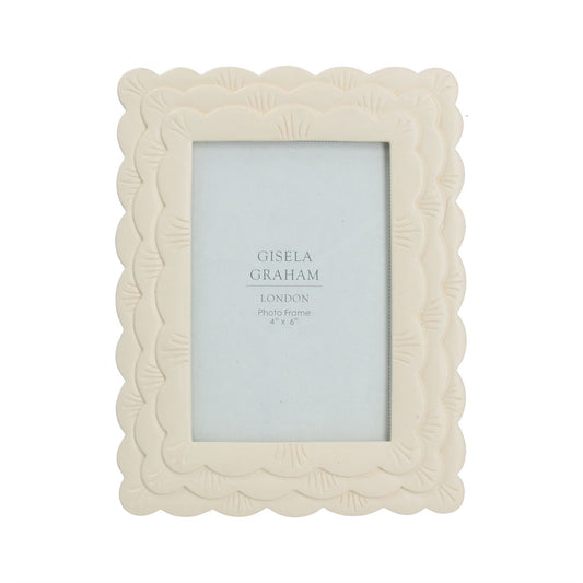 Cream Scalloped | Resin Photo Frame | 4 x 6