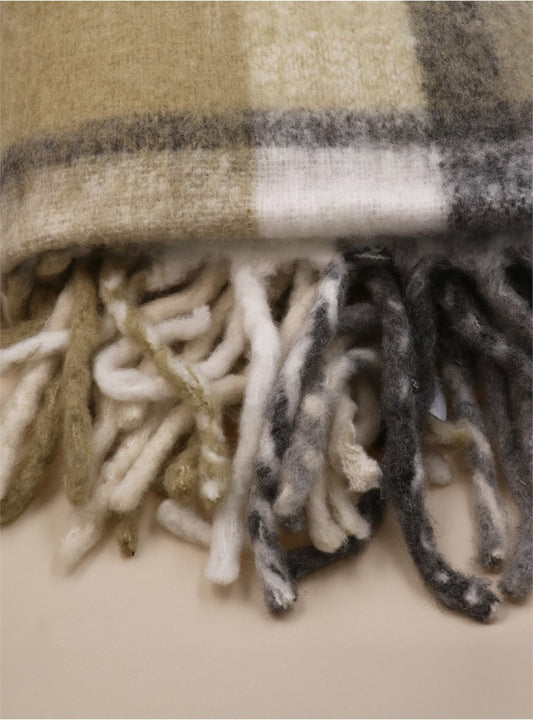 Cosy Throw | Grey & Taupe Checked Fringe