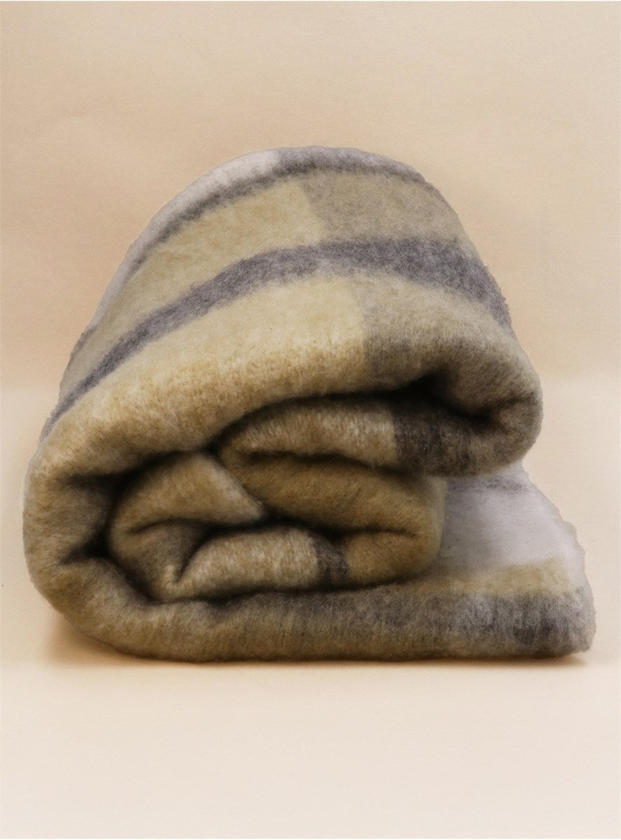 Cosy Throw | Grey & Taupe Checked Fringe