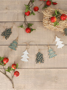 N/E Wood Trees Garland