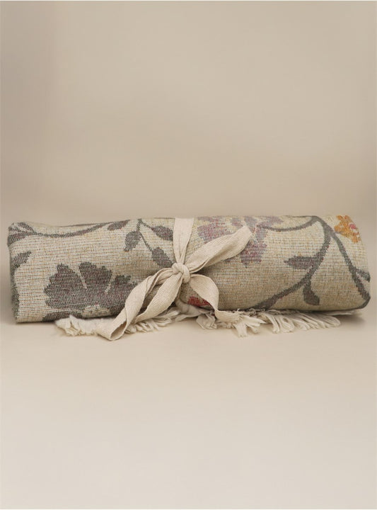 Tapestry Flowers Fine Cosy Throw