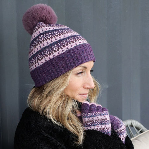 PINK/PURPLE MIX FAIR ISLE KNITTED HAT WITH FAUX FUR POMPOM