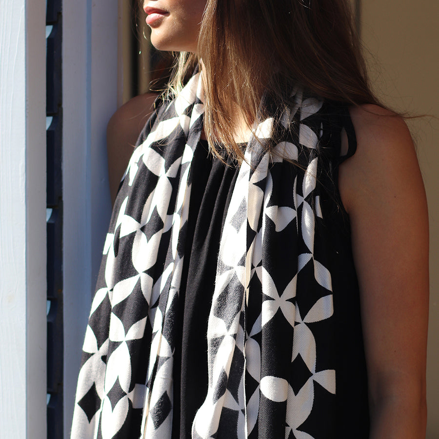 Bamboo black and white geo print scarf