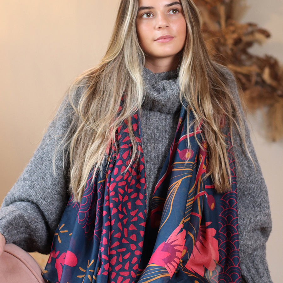 Navy/Red Mix Winter Foliage Scarf