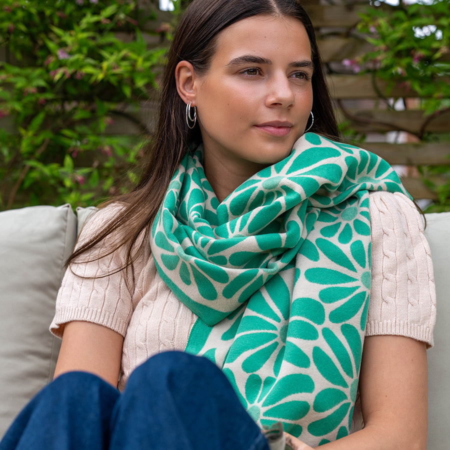 Green mix flower silhouette jacquard scarf