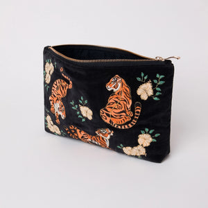 Elizabeth Scarlett | Tiger Everyday Pouch | Black