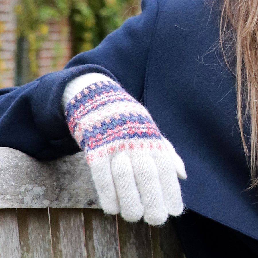 Cream & Coral Mix Fair Isle Gloves