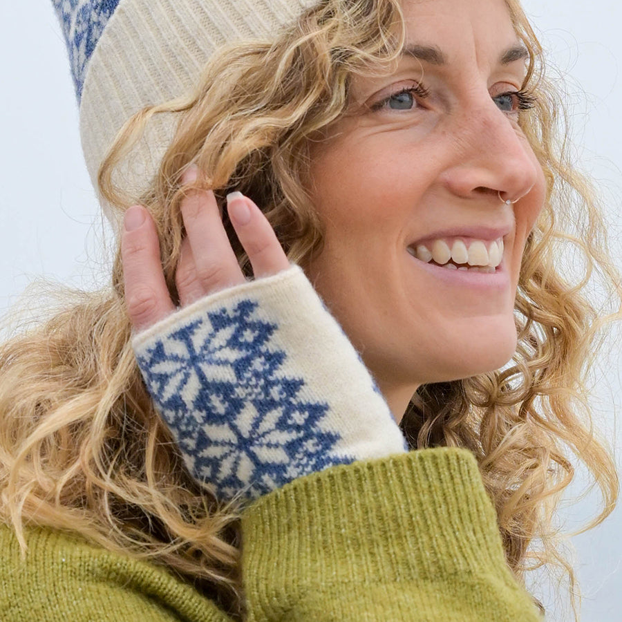 Blue & Cream Scandi Starflower Wrist Warmers