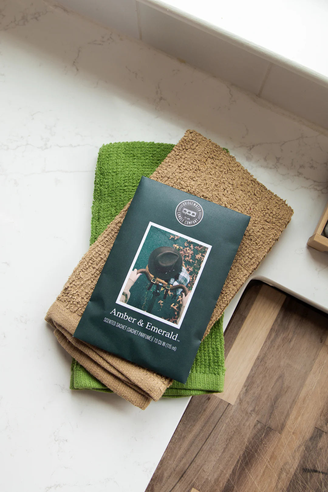 Bridgewater Scented Sachet | Amber & Emerald Large