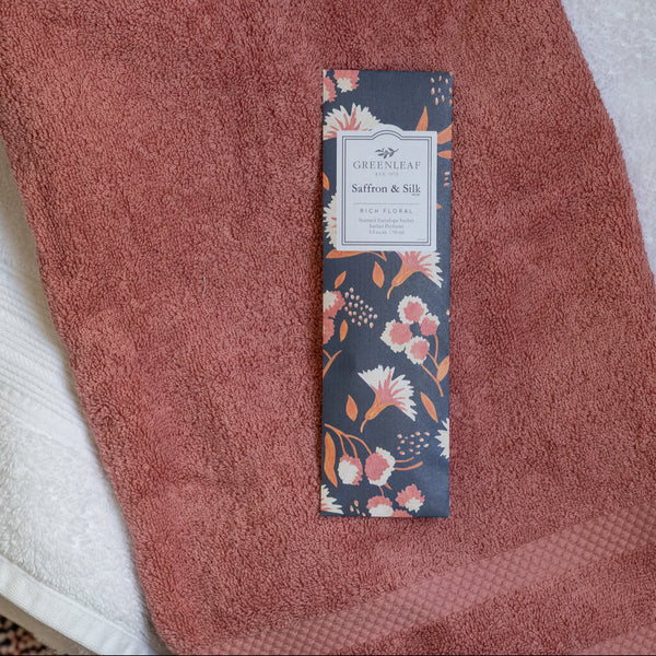 Greenleaf Slim Scented Sachet | Saffron & Silk