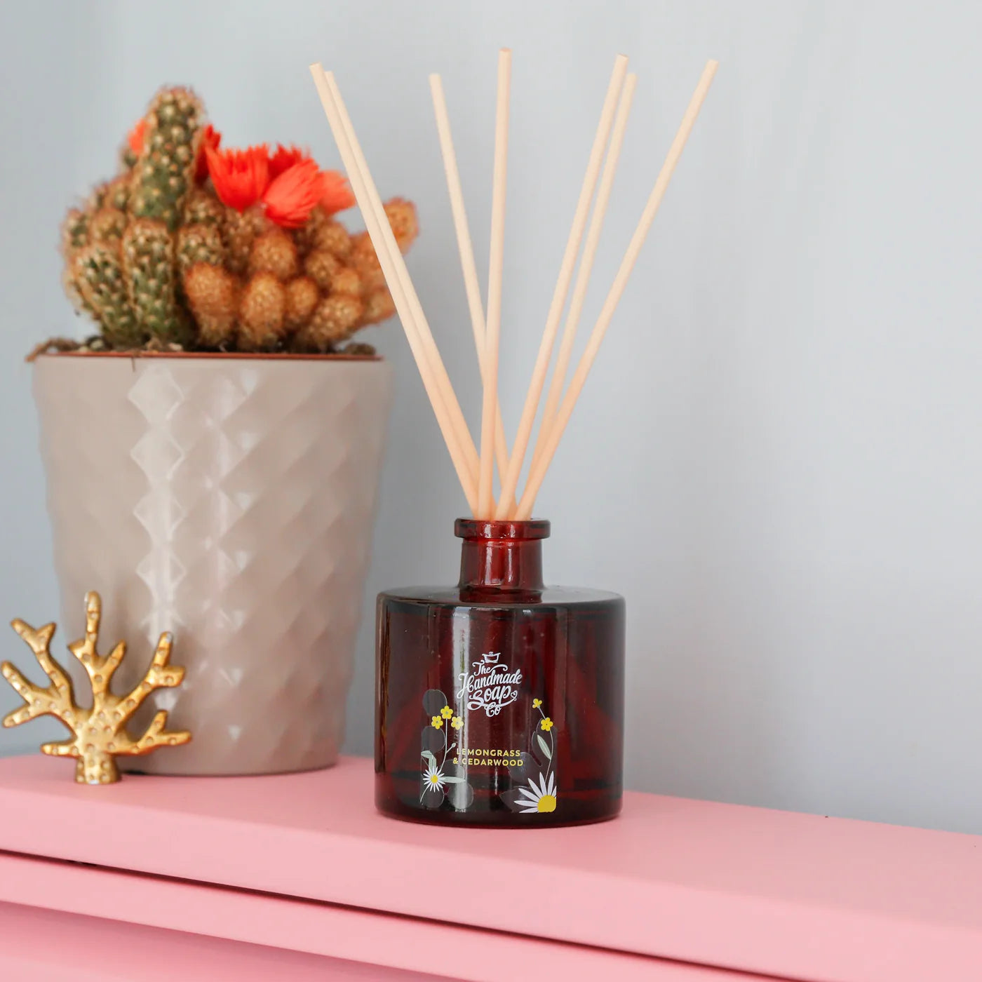 The Handmade Soap Company | Reed Fragrance Diffuser | Lemongrass & Cedarwood