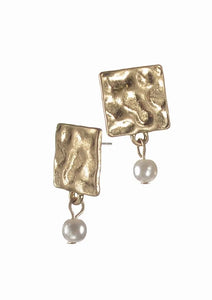 Earrings | Squared Up Studs W/Teeny Pearl | Worn Gold