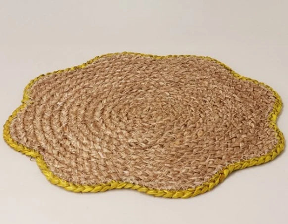 Natural Yellow Trim Flower Shape Placemat