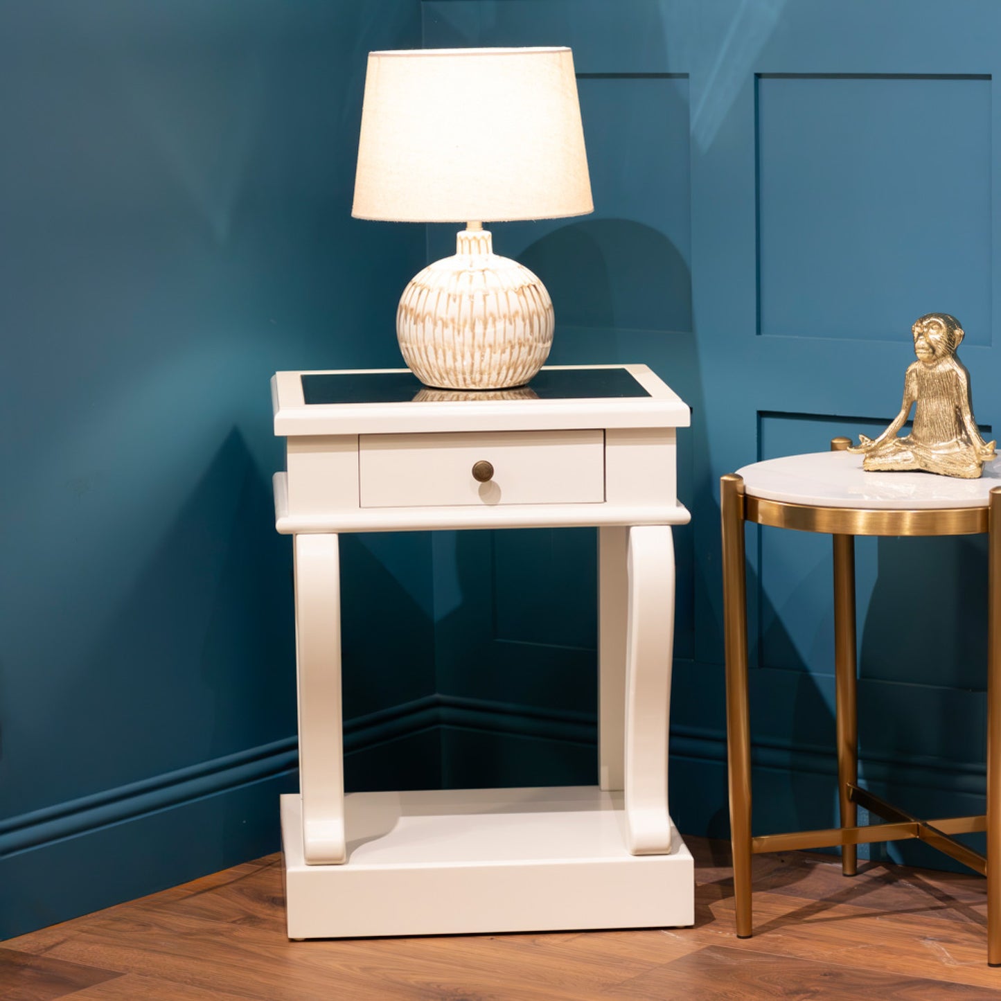 Scroll Ivory End Table 1 Drawer With Mirror Top
