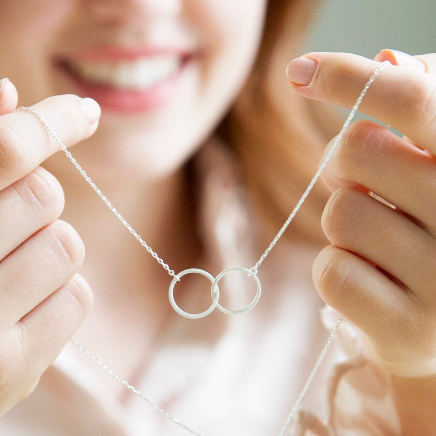 Brushed Interlocking Hoop Necklace in Silver