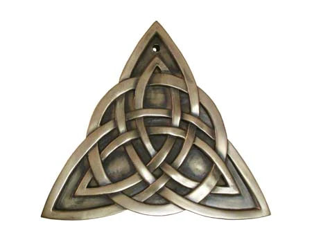 Royal Tara Trinity Knot Plaque